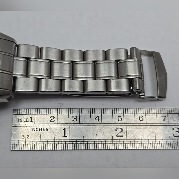 Invicta Men's 6190 II Collection Chronograph Stainless Steel Watch New Battery - Picture 8 of 10